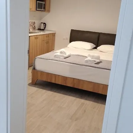 Sunsetperamos Néa Péramos