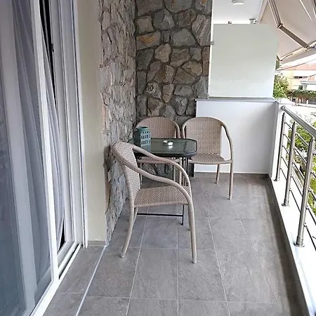 Sunsetperamos Aparthotel