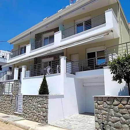 Sunsetperamos 4* Néa Péramos