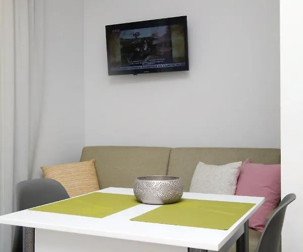 Aparthotel Sunsetperamos 3*