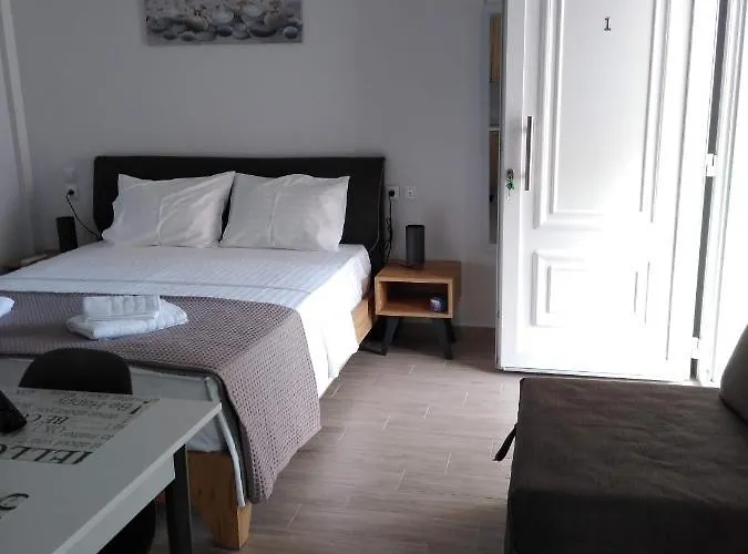 Aparthotel Sunsetperamos 3*