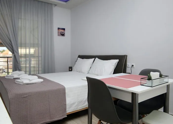 Sunsetperamos Néa Péramos